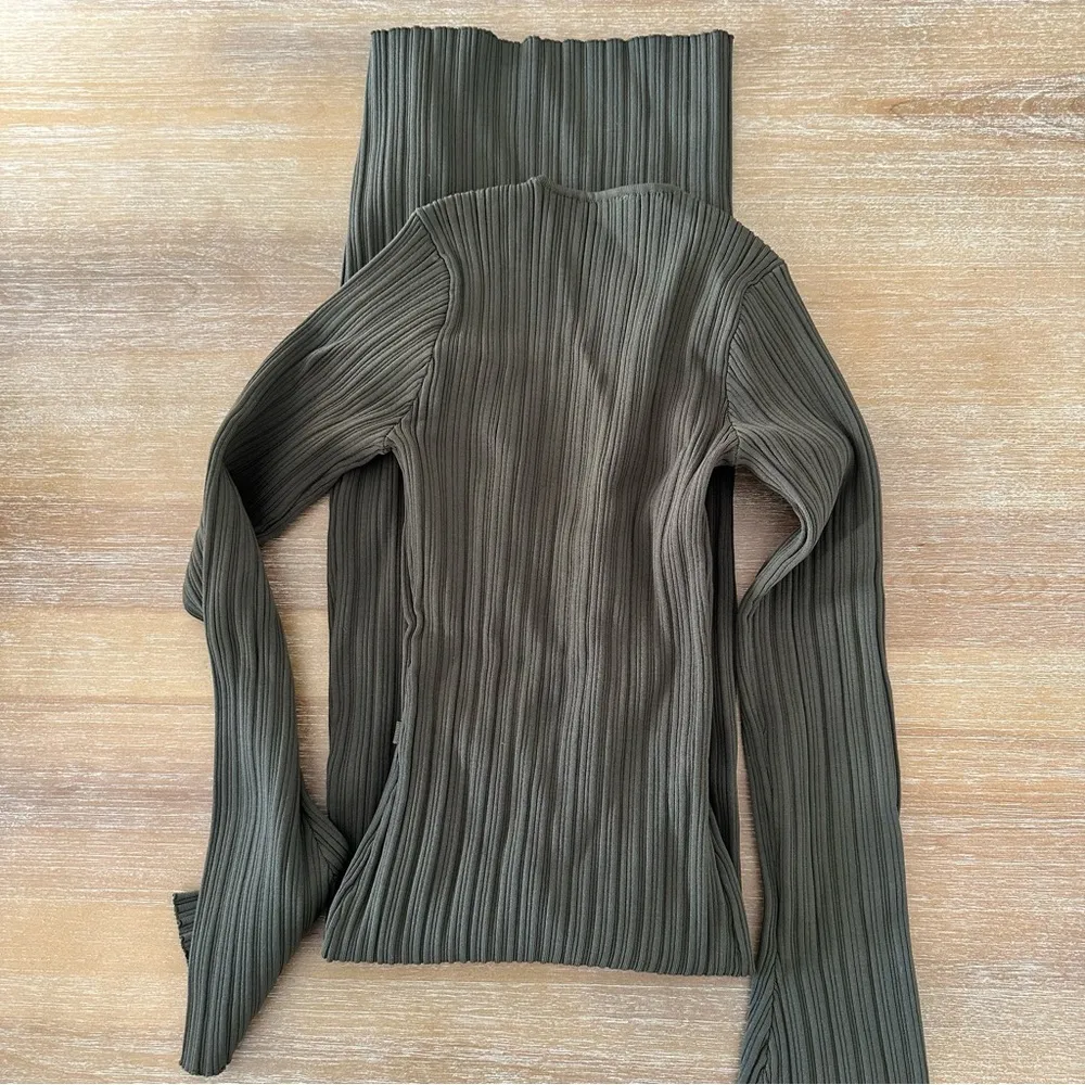 WAYF Alexi Long Sleeve Rib Midi Dress Olive - Image 6