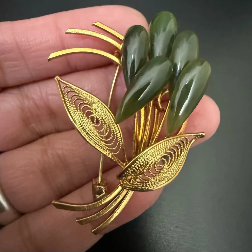 Vintage Faux Jade Gold - Image 7