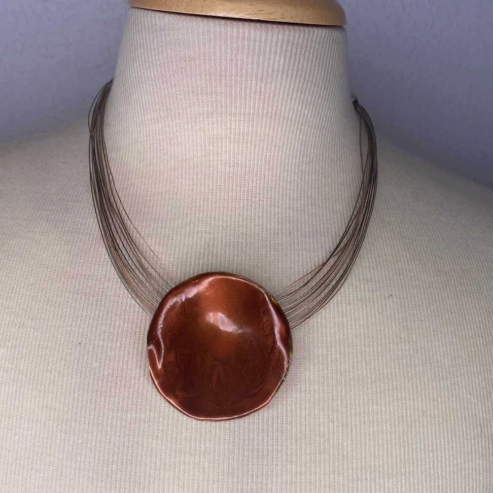 Chico’s Copper Disc Wavy Enamel Pendant Thin Multistrand Wire Chain EUC OS Short - Image 3