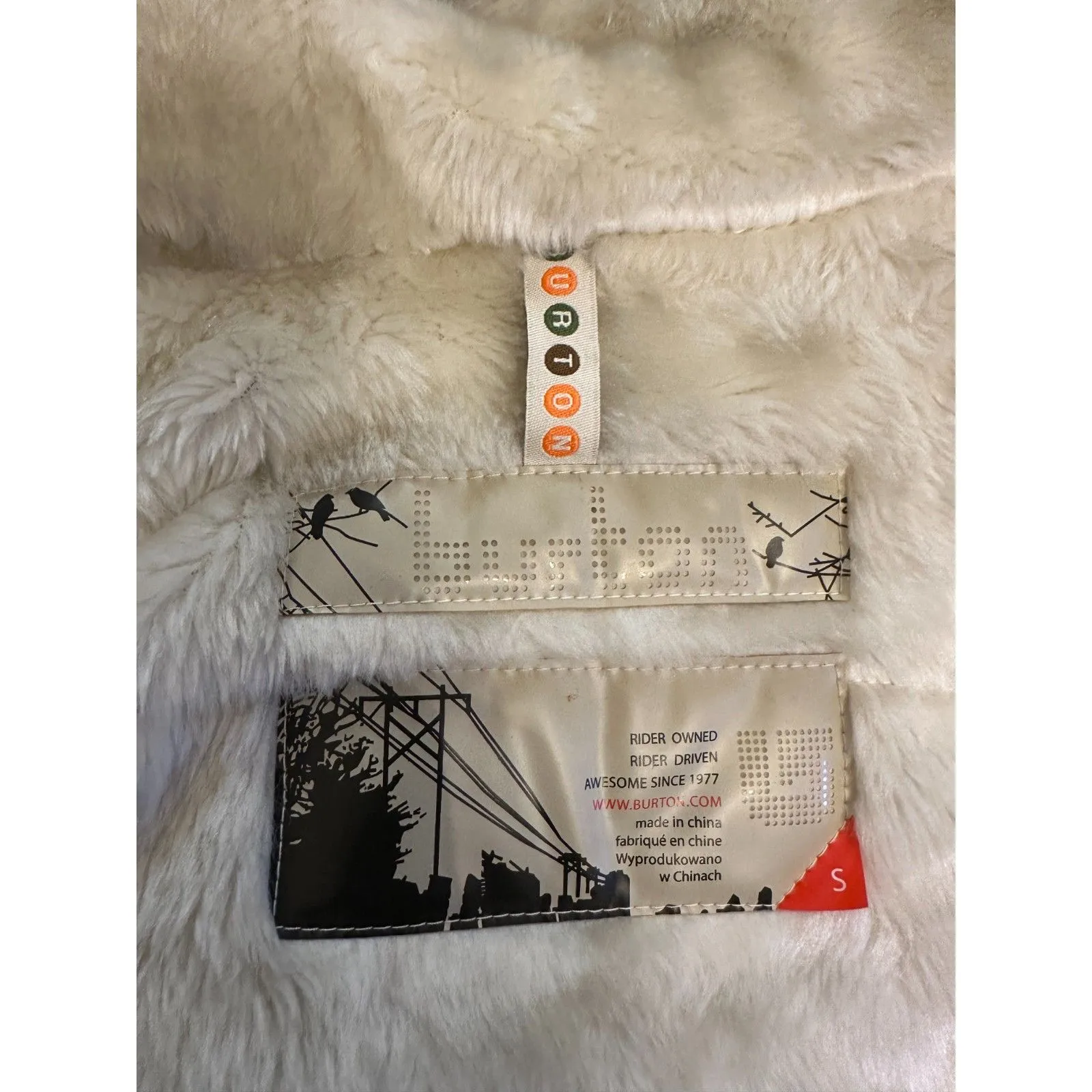 Burton Dutchess Insulated Snowboard Jacket with hood  Size Small - Image 5