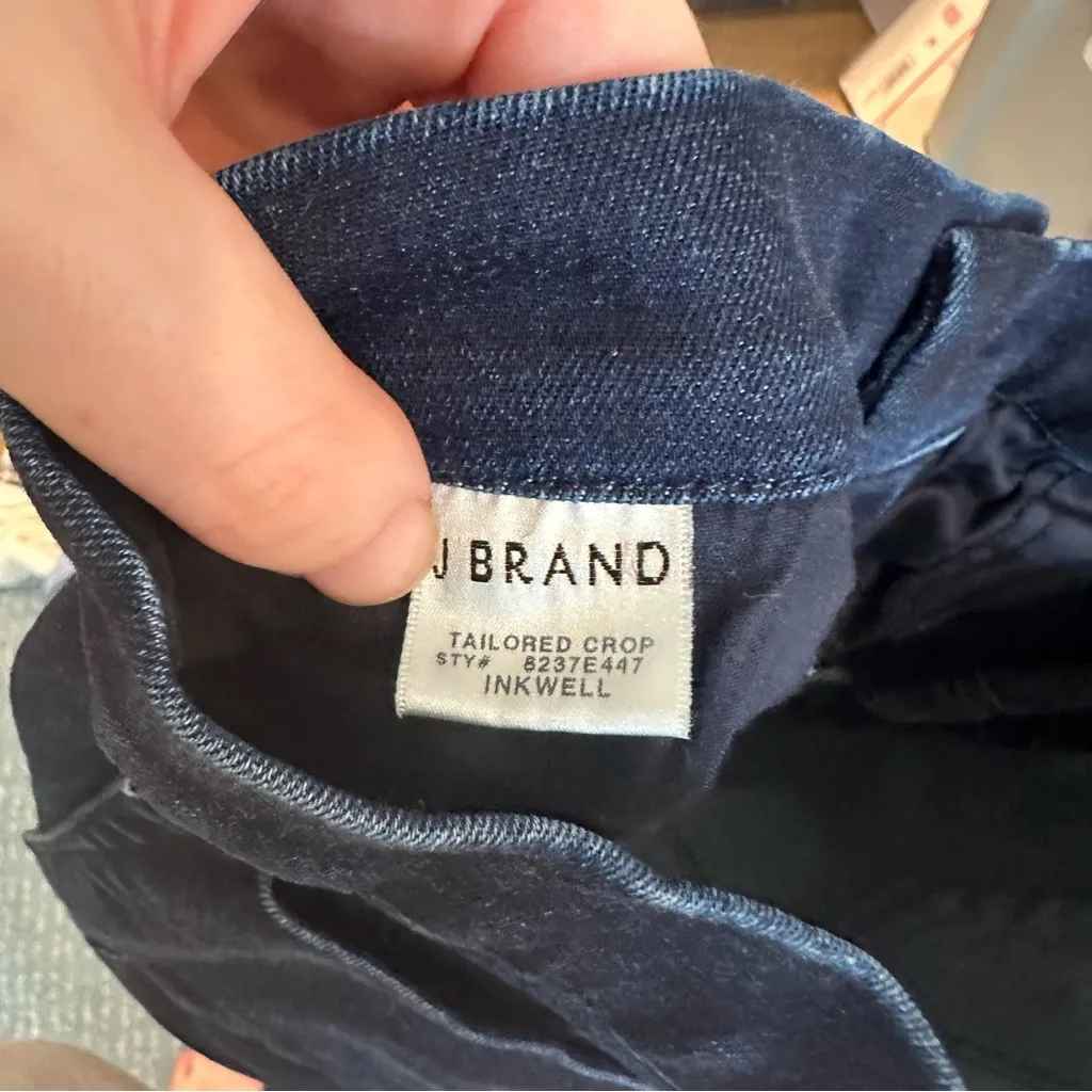 J Brand Tailored Crop Jeans in Inkwell Dark Wash Skinny Size 28 - Image 9