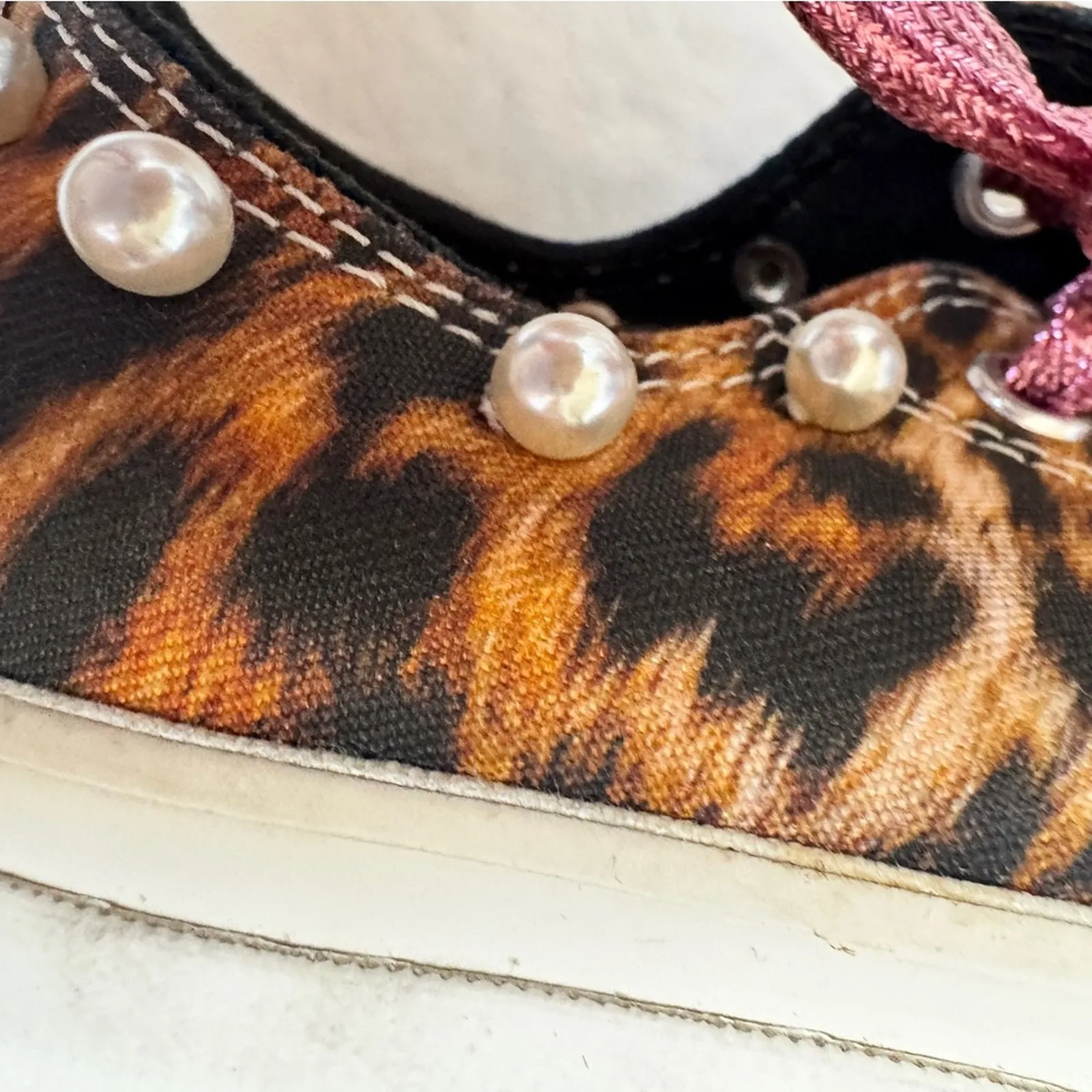 Converse All Stars Brown Animal Print Platform Sneakers Women 6 Pearls Pink Lace - Image 8