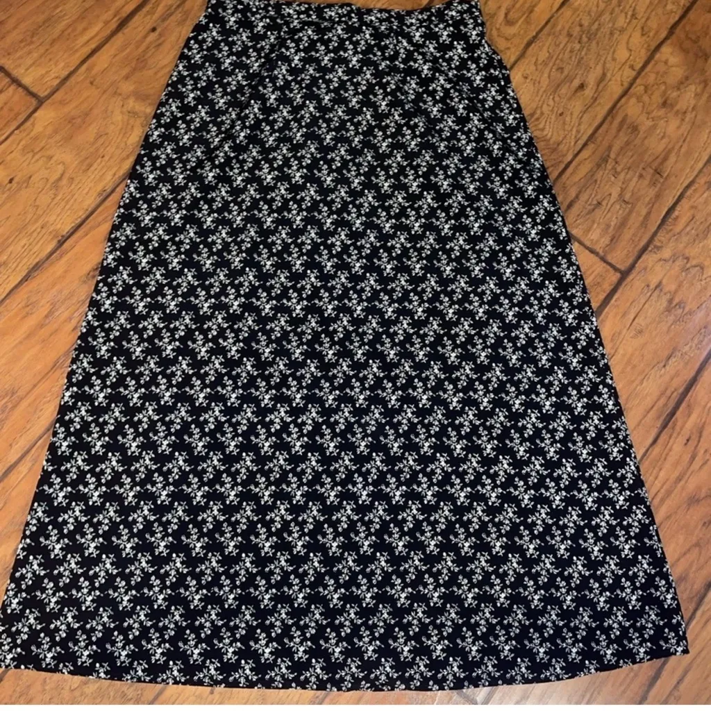 Vintage Studio black and white micro floral print a - Image 3