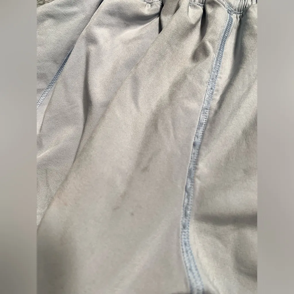 Lululemon light blue shorts 4 reg - Image 11