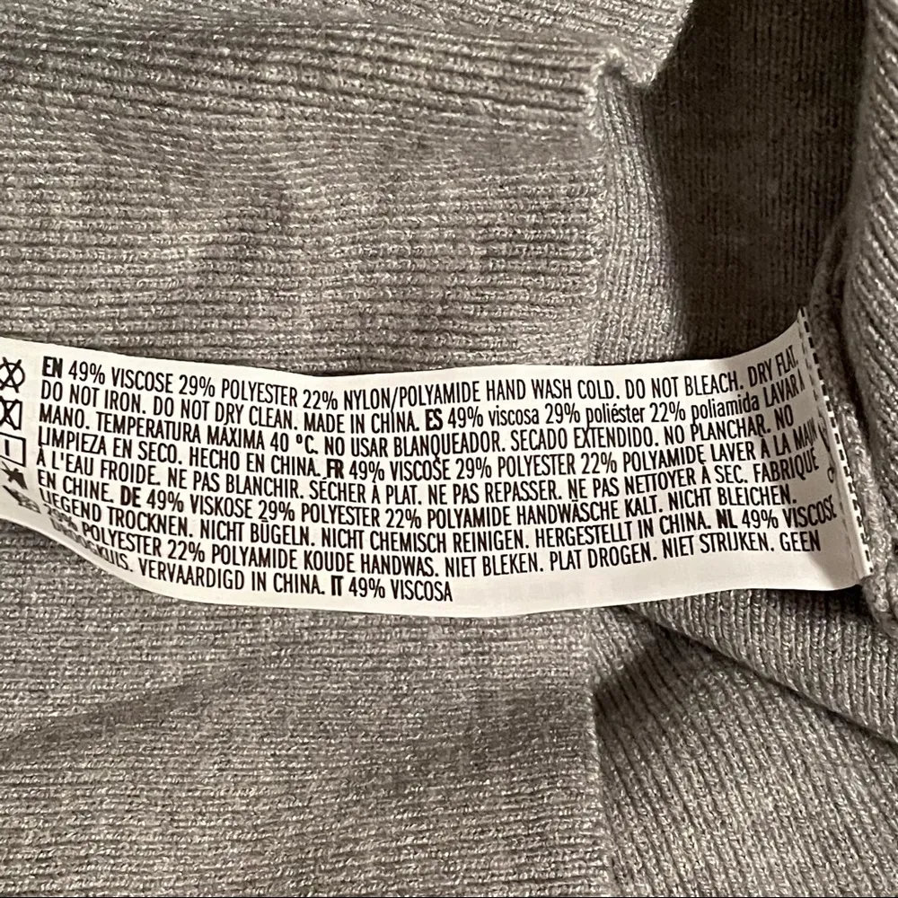 Forever 21 Long Sleeve Knit Dress - Image 7