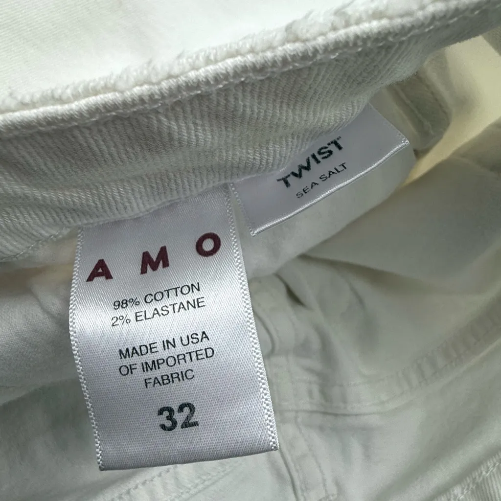 AMO Twist Distressed Ankle Vent Jeans White Size 32 - Image 9