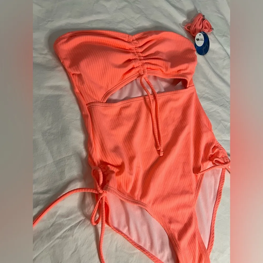 Decree Womens Exotic Textured Monokini One Piece Swimsuit in Tropical Coral S - Image 6