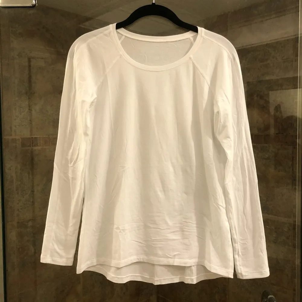 Lululemon  Long Sleeve Running Tee Small White 4 - Image 4