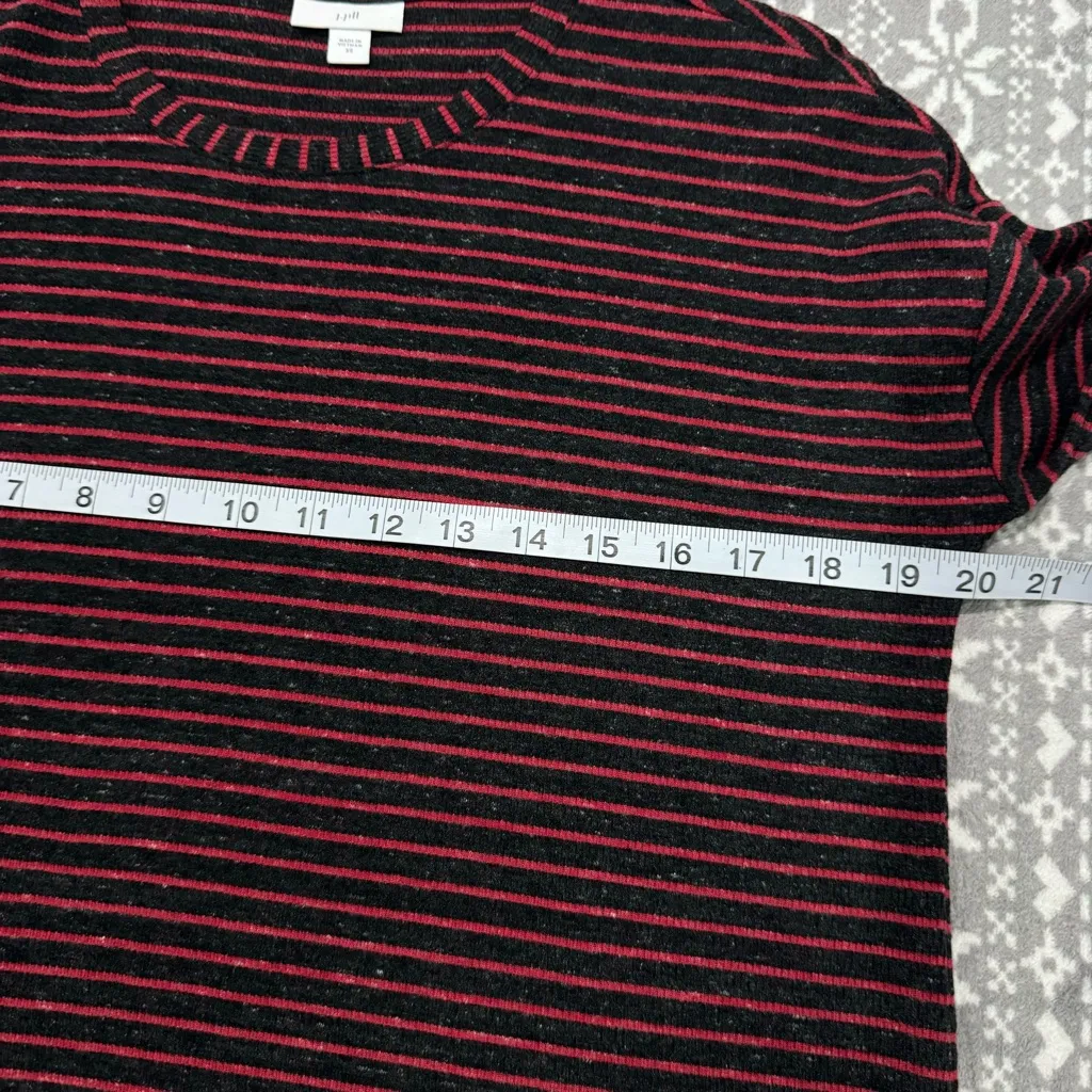 New J. Jill Fleece Striped Dark Gray & Red Long Sleeves Size XS - Image 8