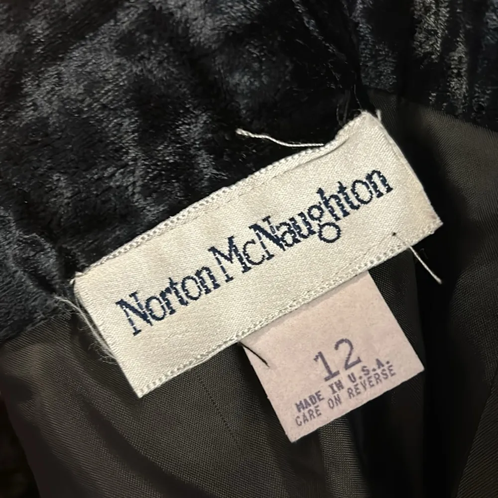 Vintage 90s Pencil Skirt Black Velvet Velour Norton McNaughton Sz 12 - Image 3