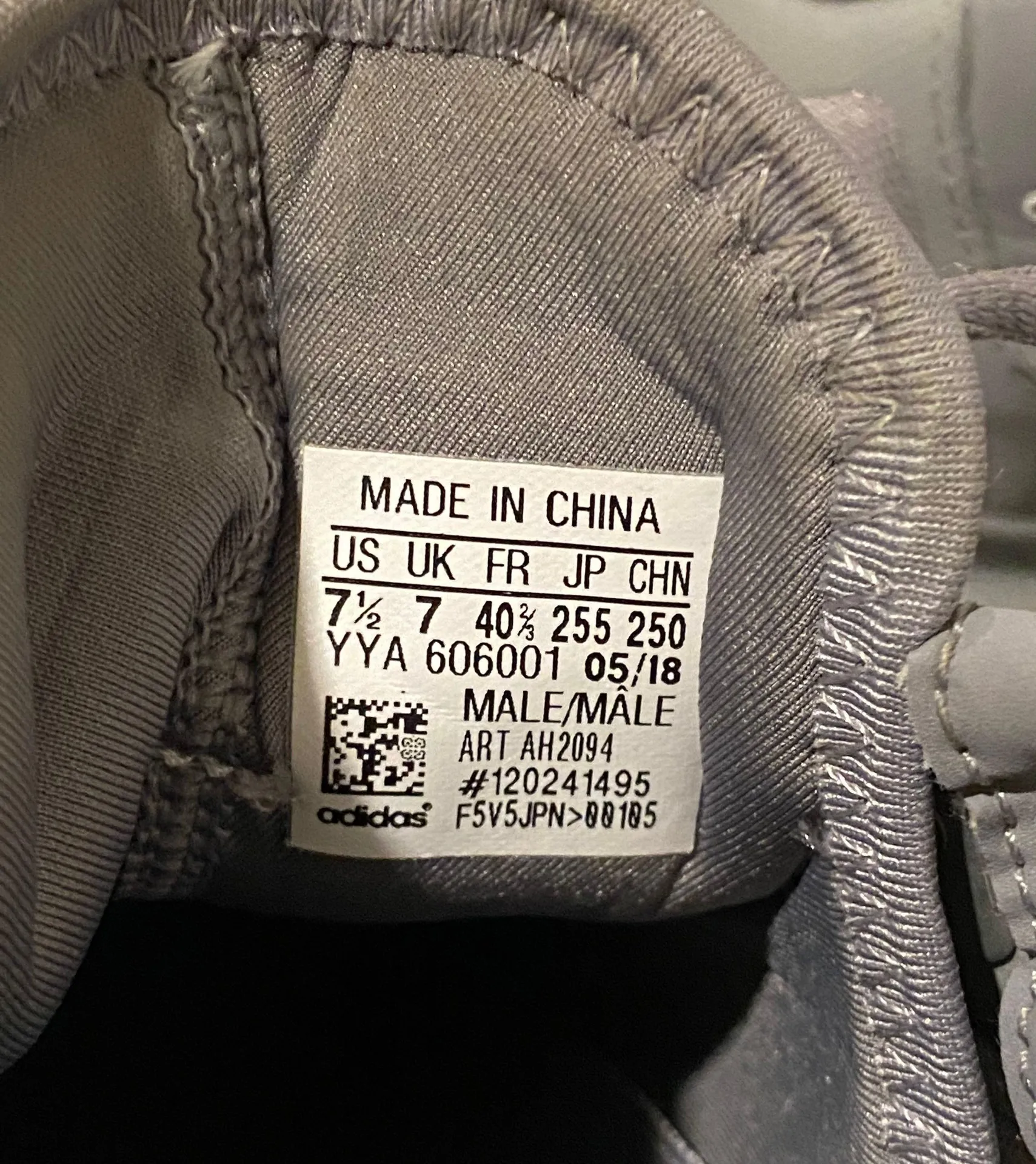 Tennis Shoes - Image 5