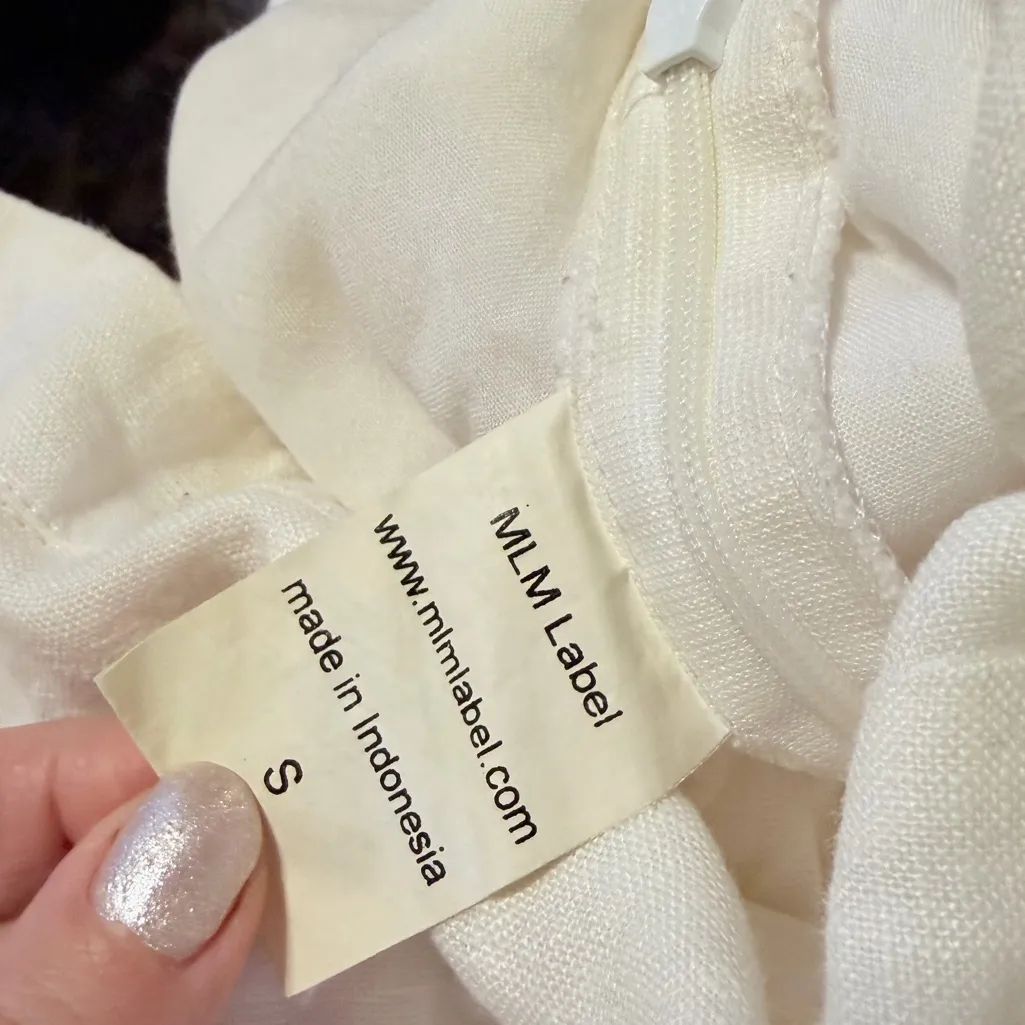 MLM Valentine ruffle shorts white linen shorts size small - Image 8