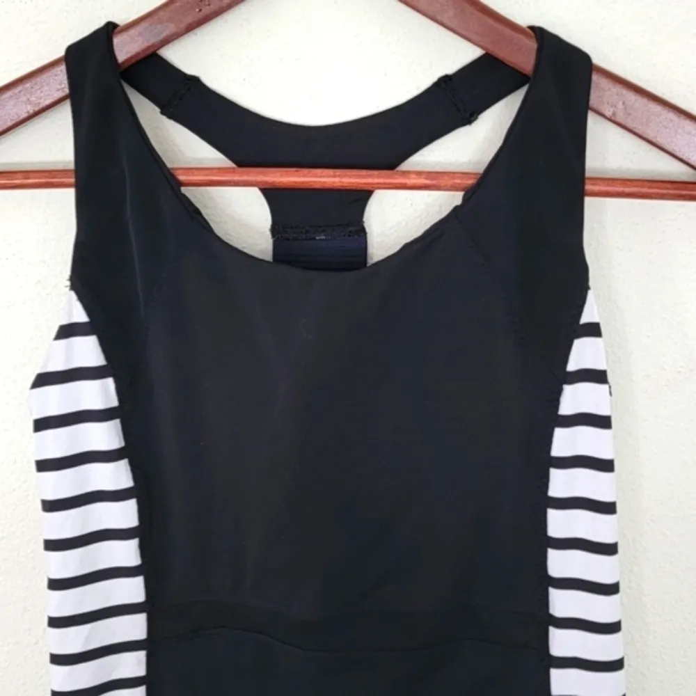 Athleta Black and White Stripe Ace Racer Tank Top‎ Mesh Details Pockets Size S - Image 3