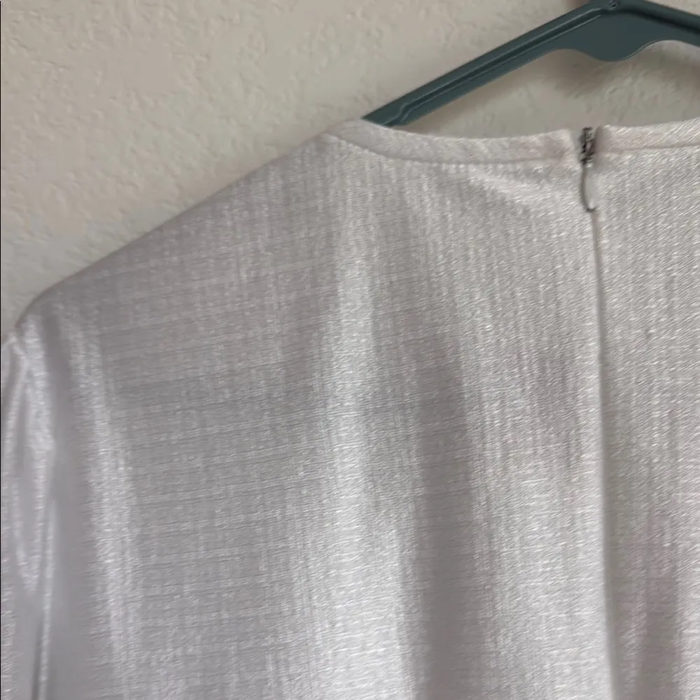 White Smocked Gown with Bishop Sleeves Size 00 - Image 7