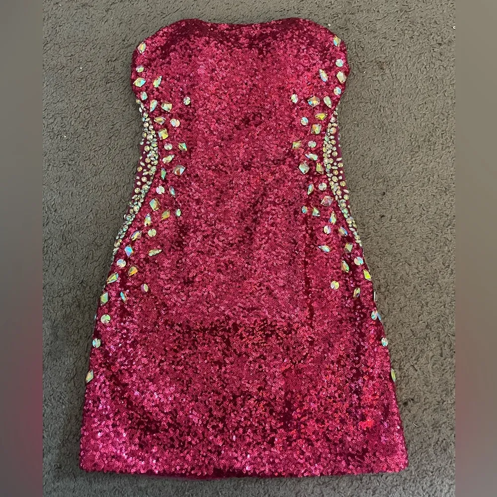 Karishma Strapless Sweetheart Cut Sequin and Crystal Rhinestone Bodycon Dress Pink Size 4 - Image 4