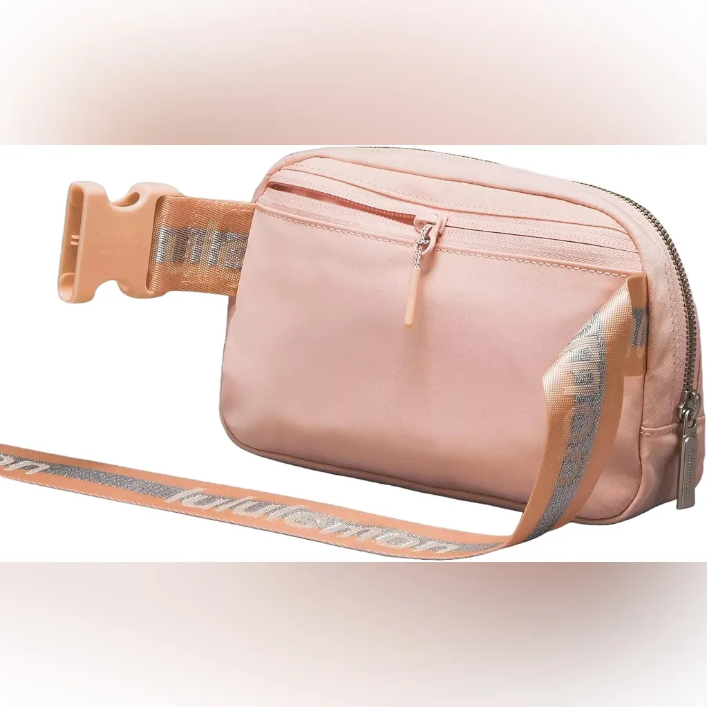 NWT LULULEMON PINK WORDMARK 1L BELT BAG - Image 4