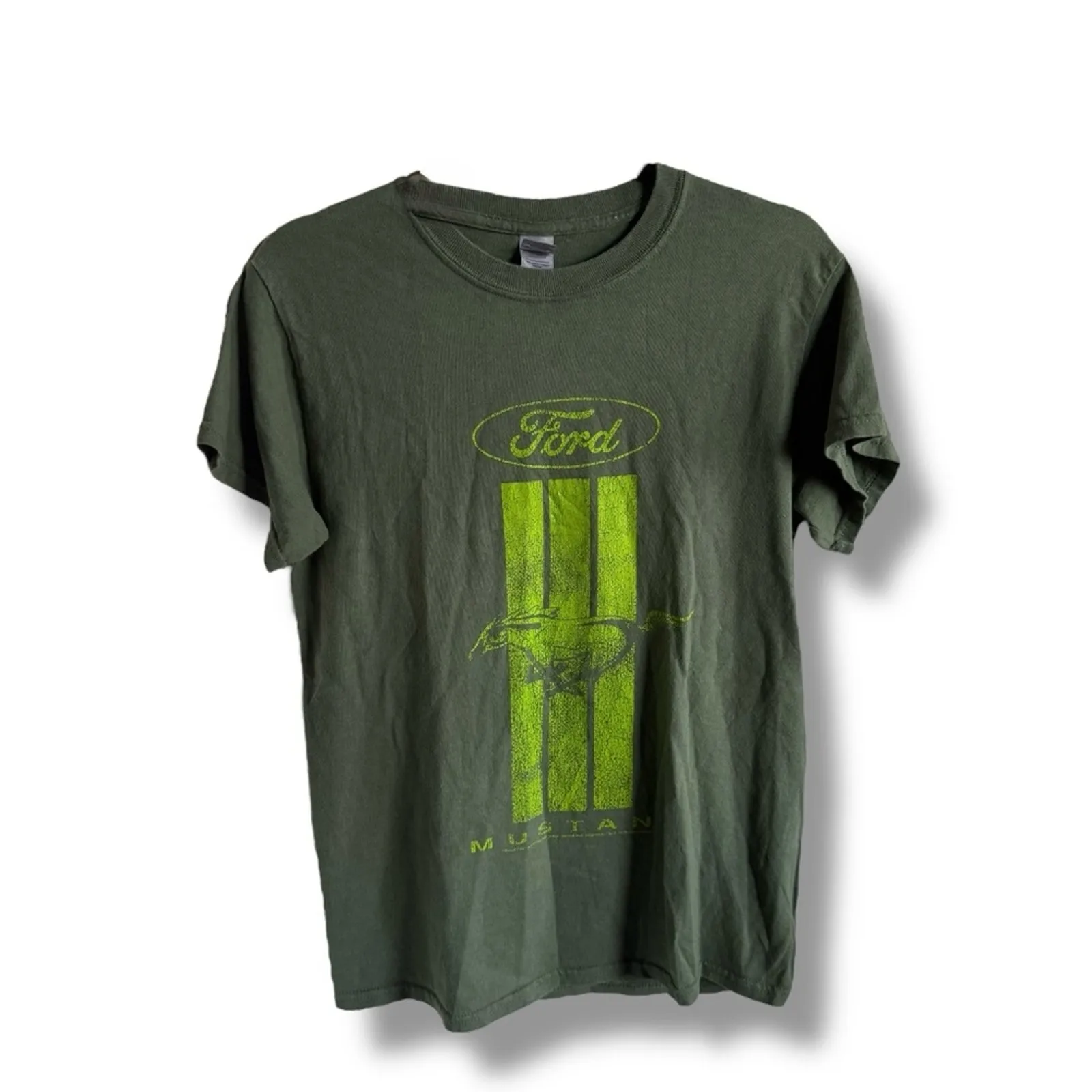 Gildan Heavy Cotton Ford Mustang Tee Olive‎ Lime Green Sz S Women's Men's - Image 3