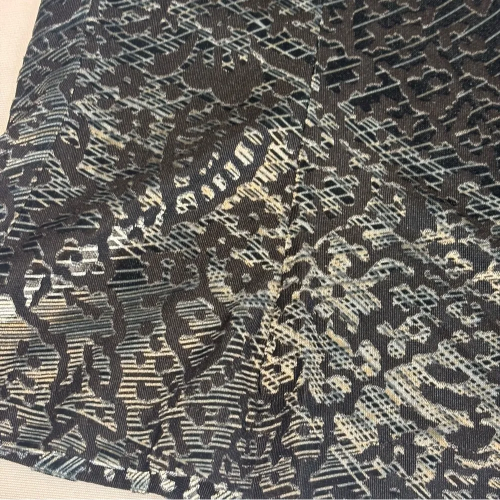 HARVE BENARD Sleeveless Black/Shiny/Sheer Velvet Blouse Like New Sz‎ 8 - Image 7