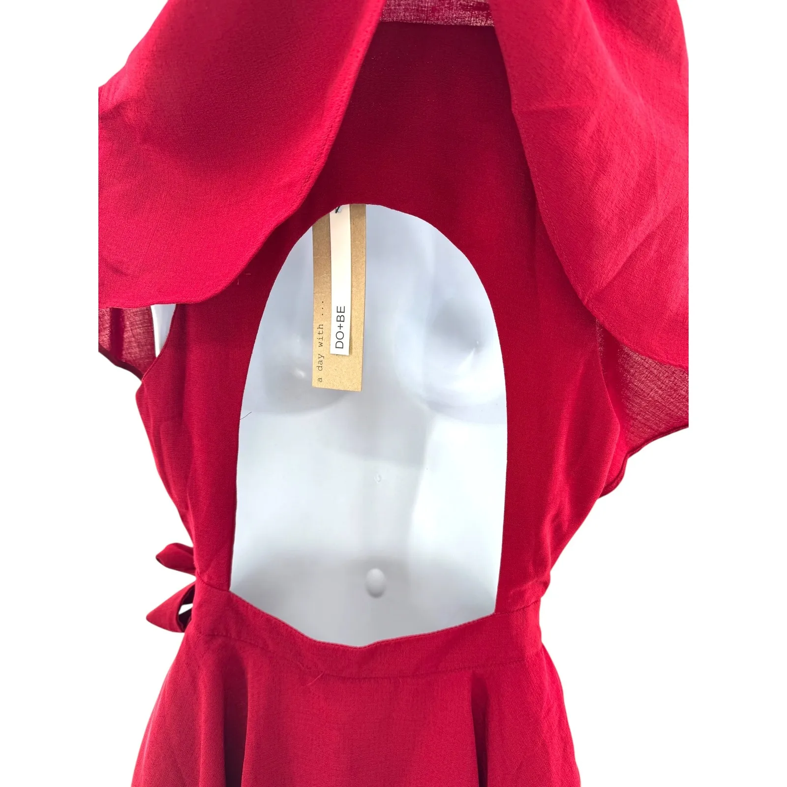 DO+BE Red Ruffle Wrap Romper Open Back Tie Waist Flutter Sleeve Shorts Small NWT - Image 4