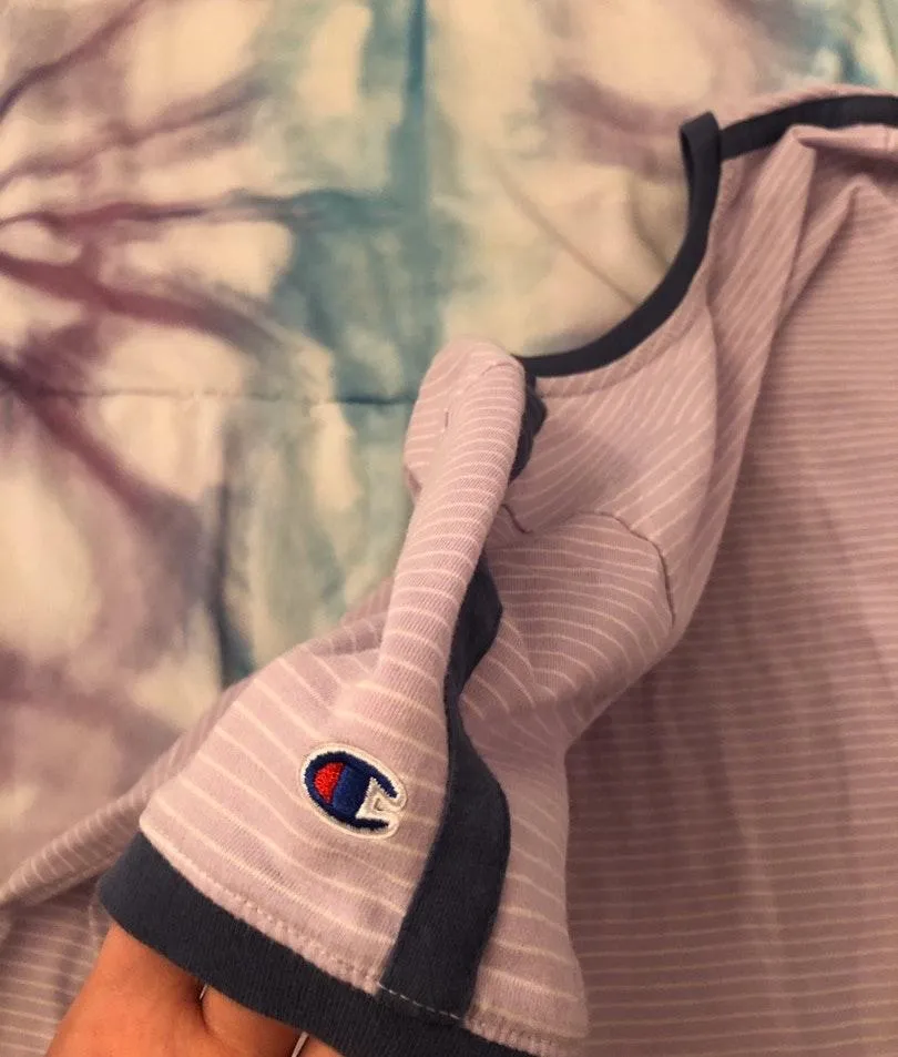 Champion T-shirt - Image 4