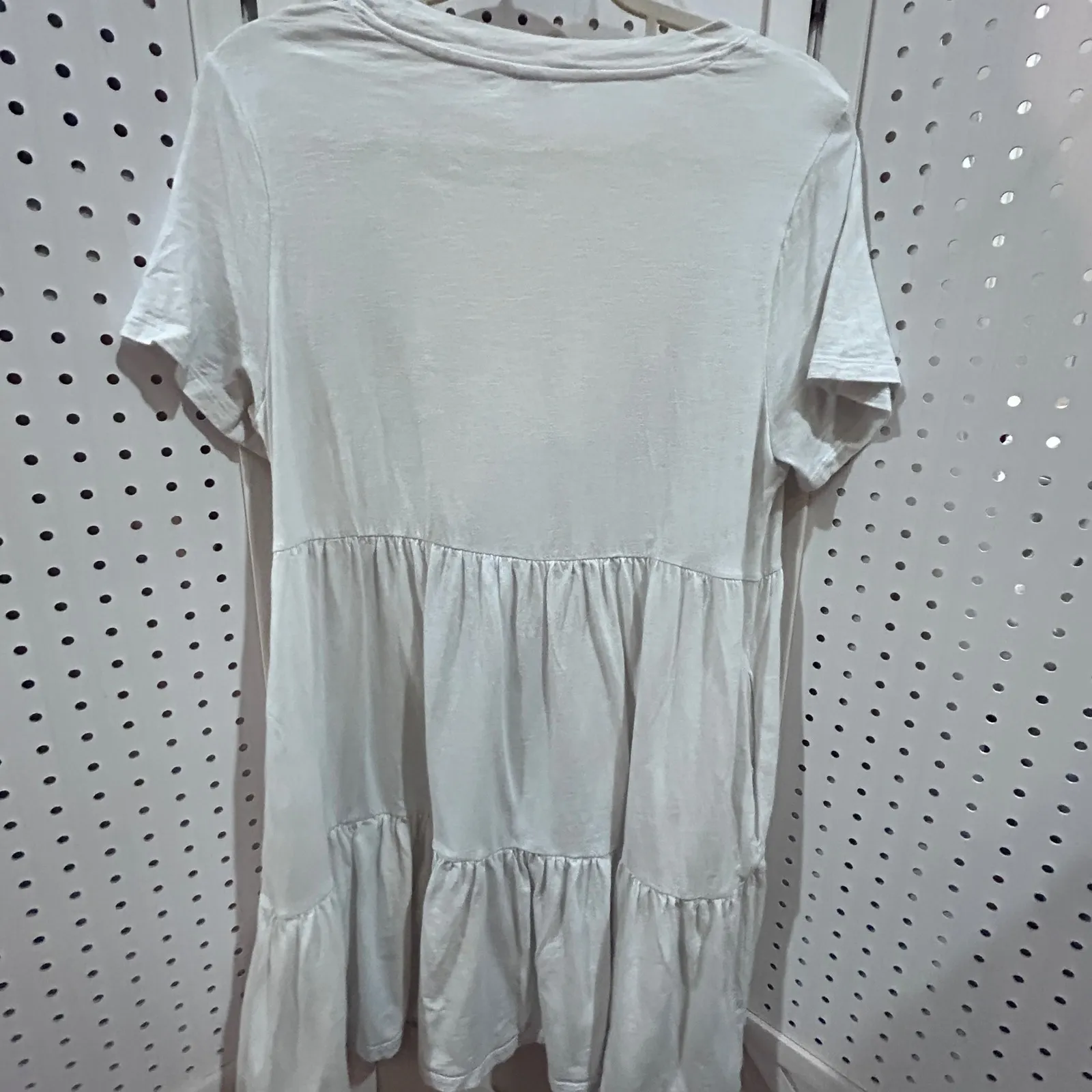 Old Navy White Tiered Ruffle T Shirt Dress Casual Comfort Size Medium - Image 7