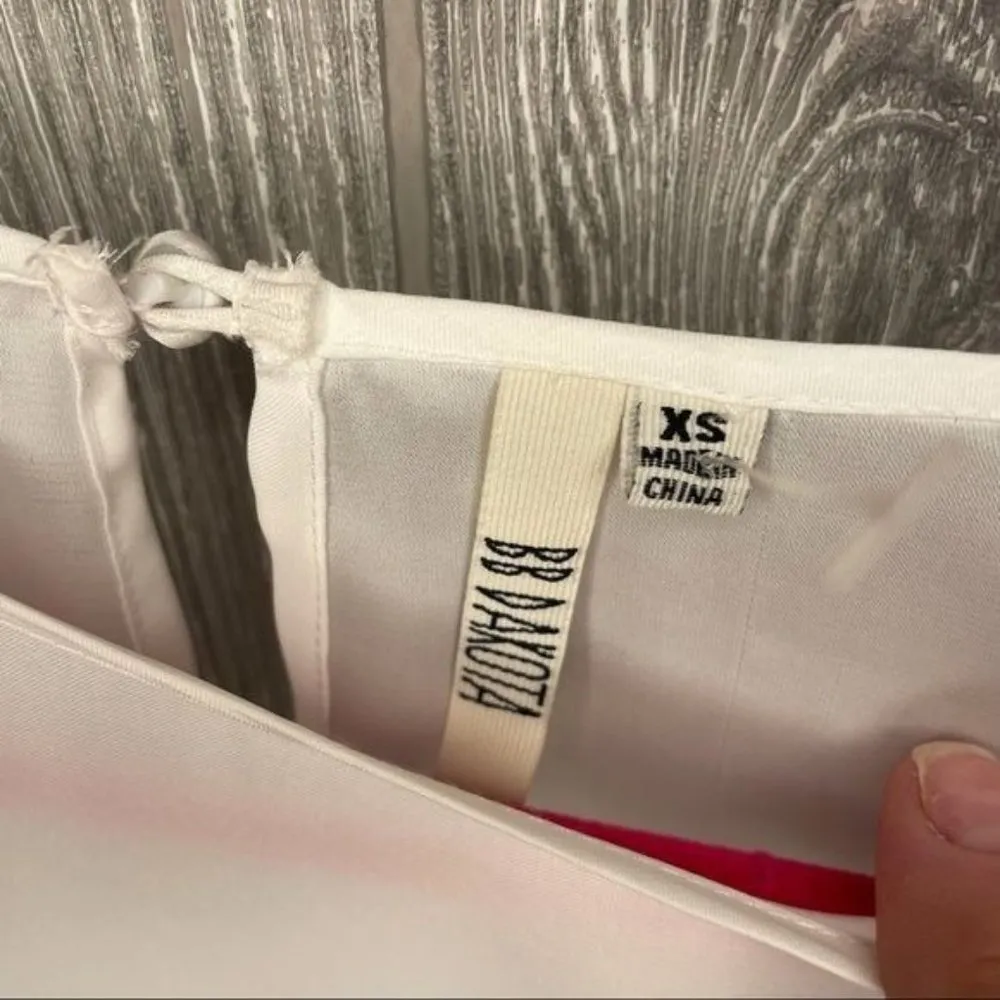 Bb Dakota color block sheer ruffle open back short sleeve blouse shirt size xs - Image 2