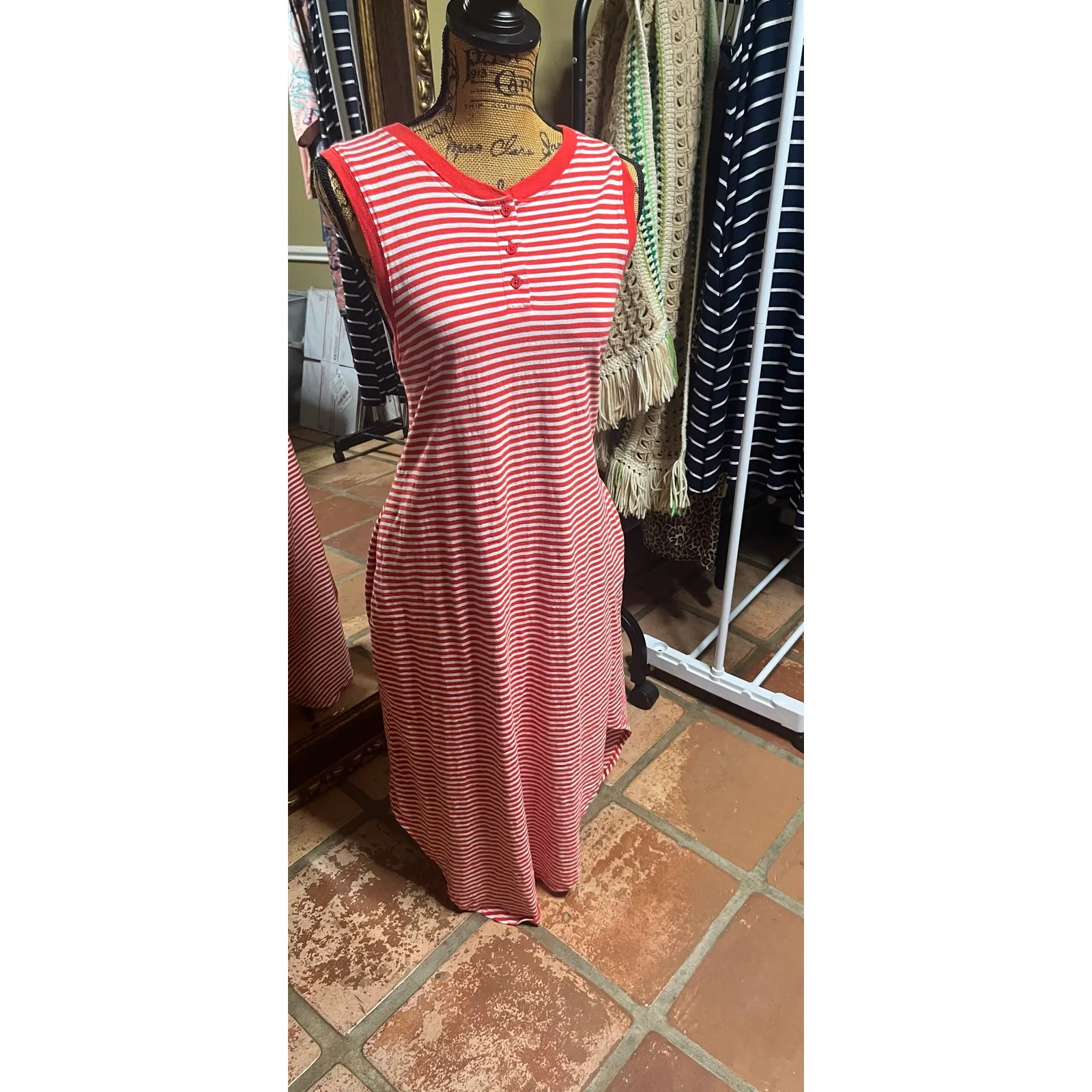 Time & True Striped Sleeveless Curve Hem Midi Dress Red Size XXL - Image 2