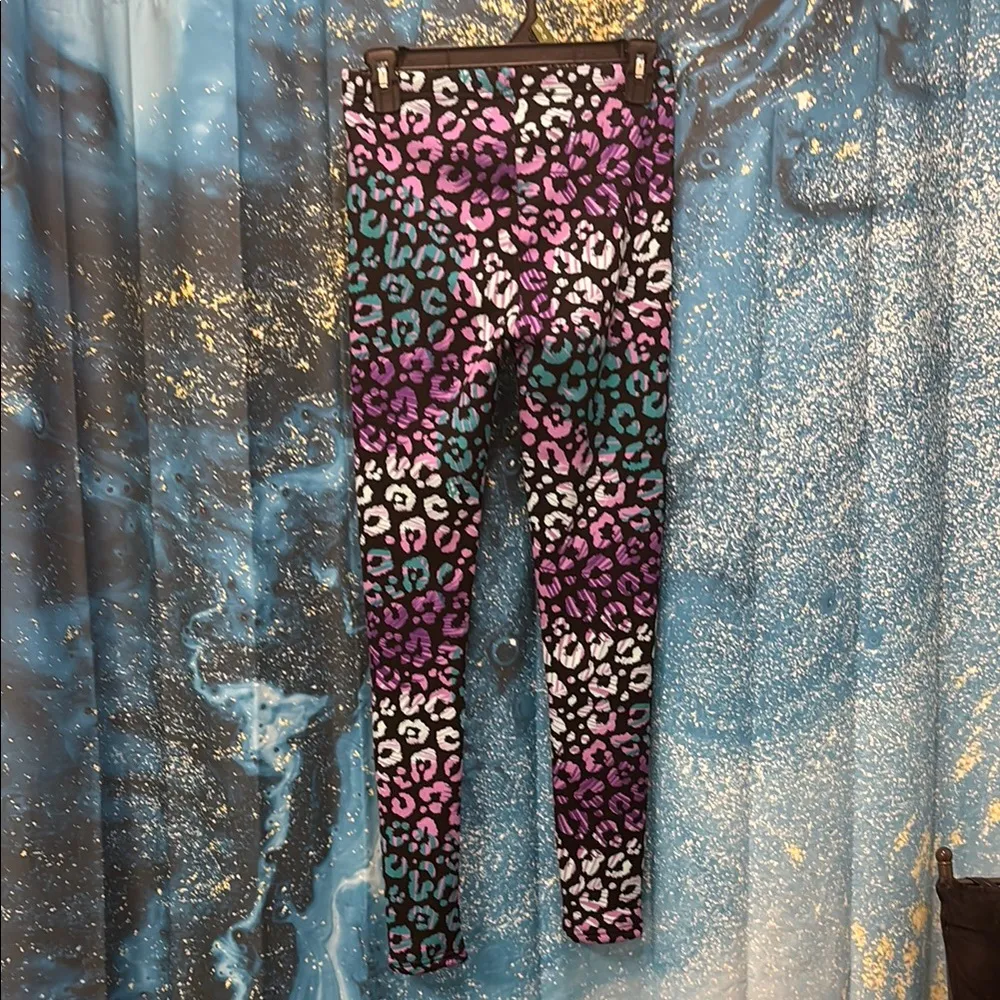 Colorful Leopard Print Leggings NWT - Image 4