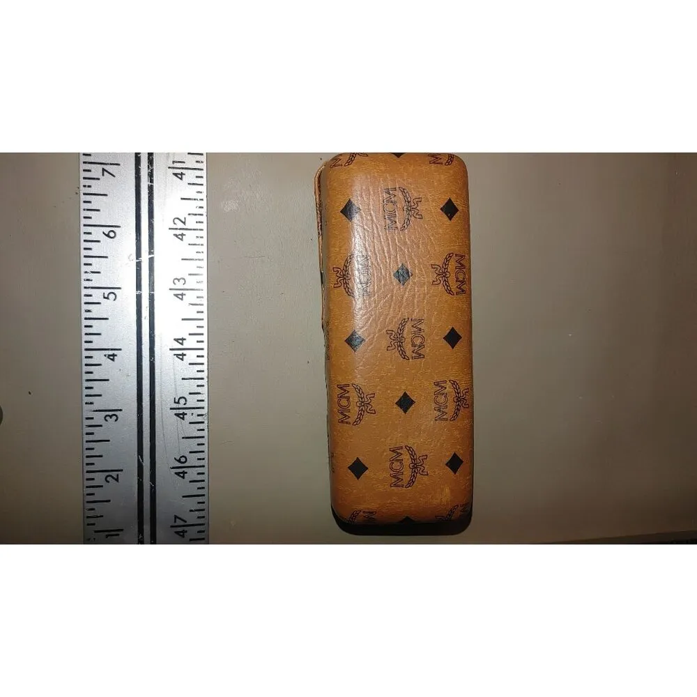 Munchen Vintage MCM Camel Brown Monogram Eyeglass Case Hard Shell 6x3x2 Leather - Image 9