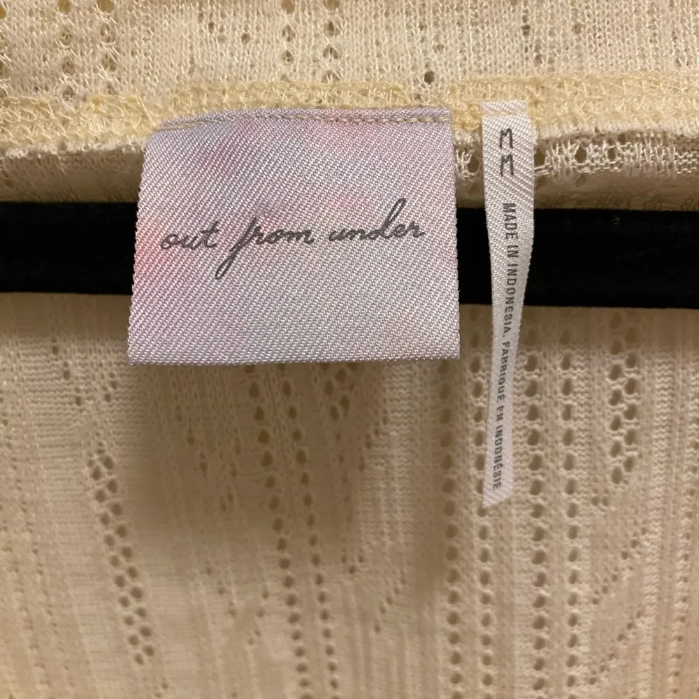 Urban Outfitters Out From Under Ivory Cropped V-Neck Knit Cardigan Size M - Image 5