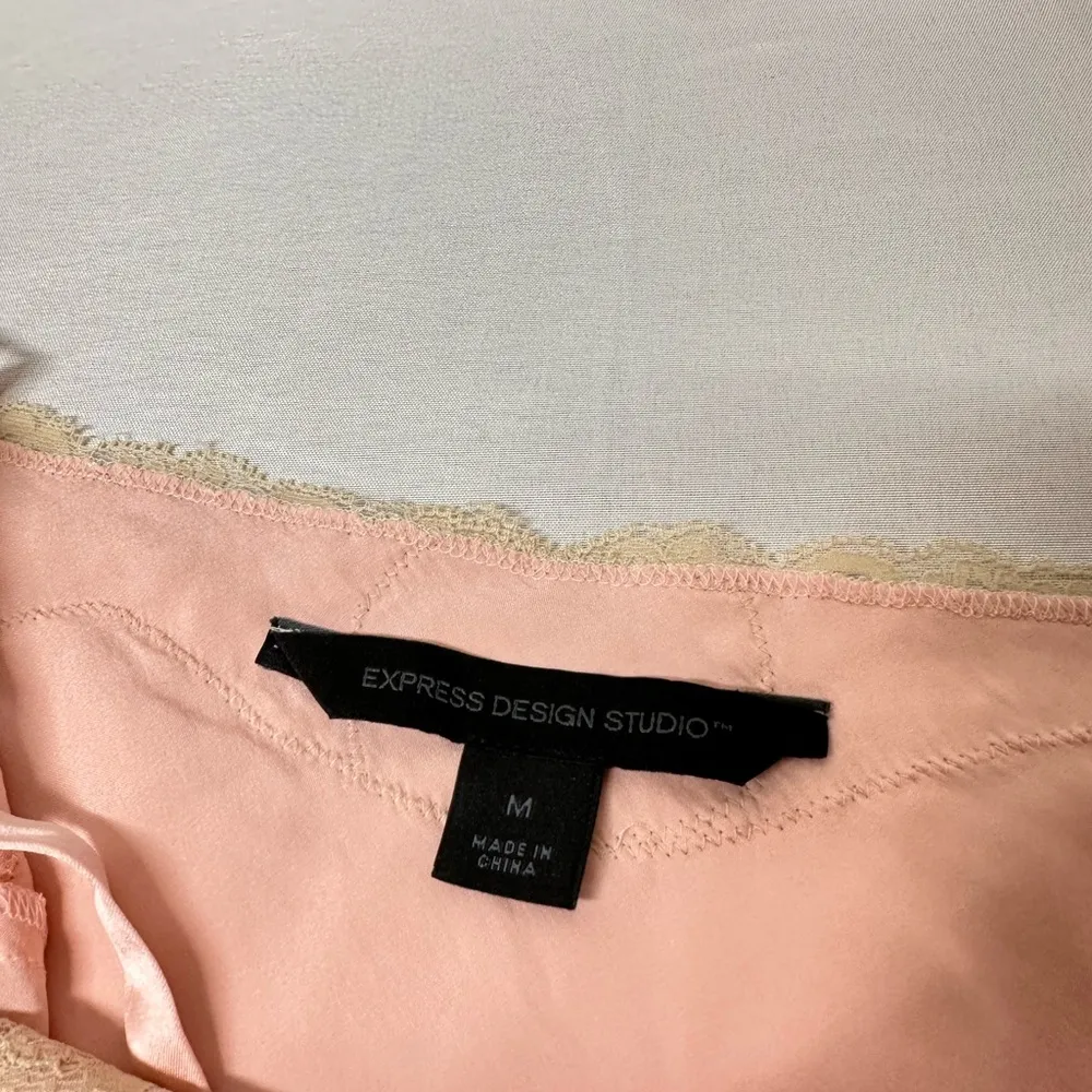 Vintage silk cami with lace trim - Image 8