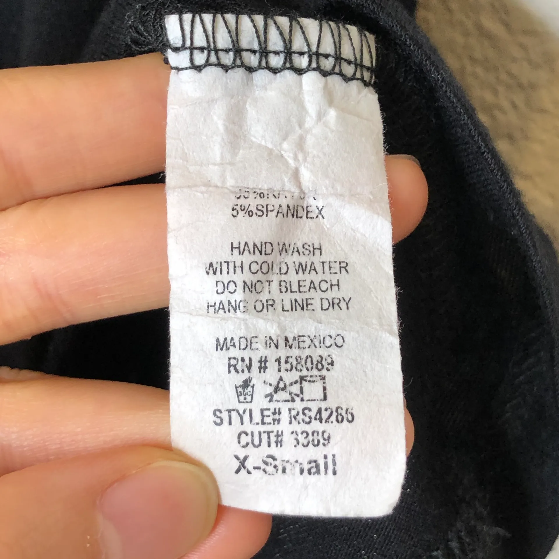 Dirty Laundry ’Hangry’ Muscle Tank - Image 6