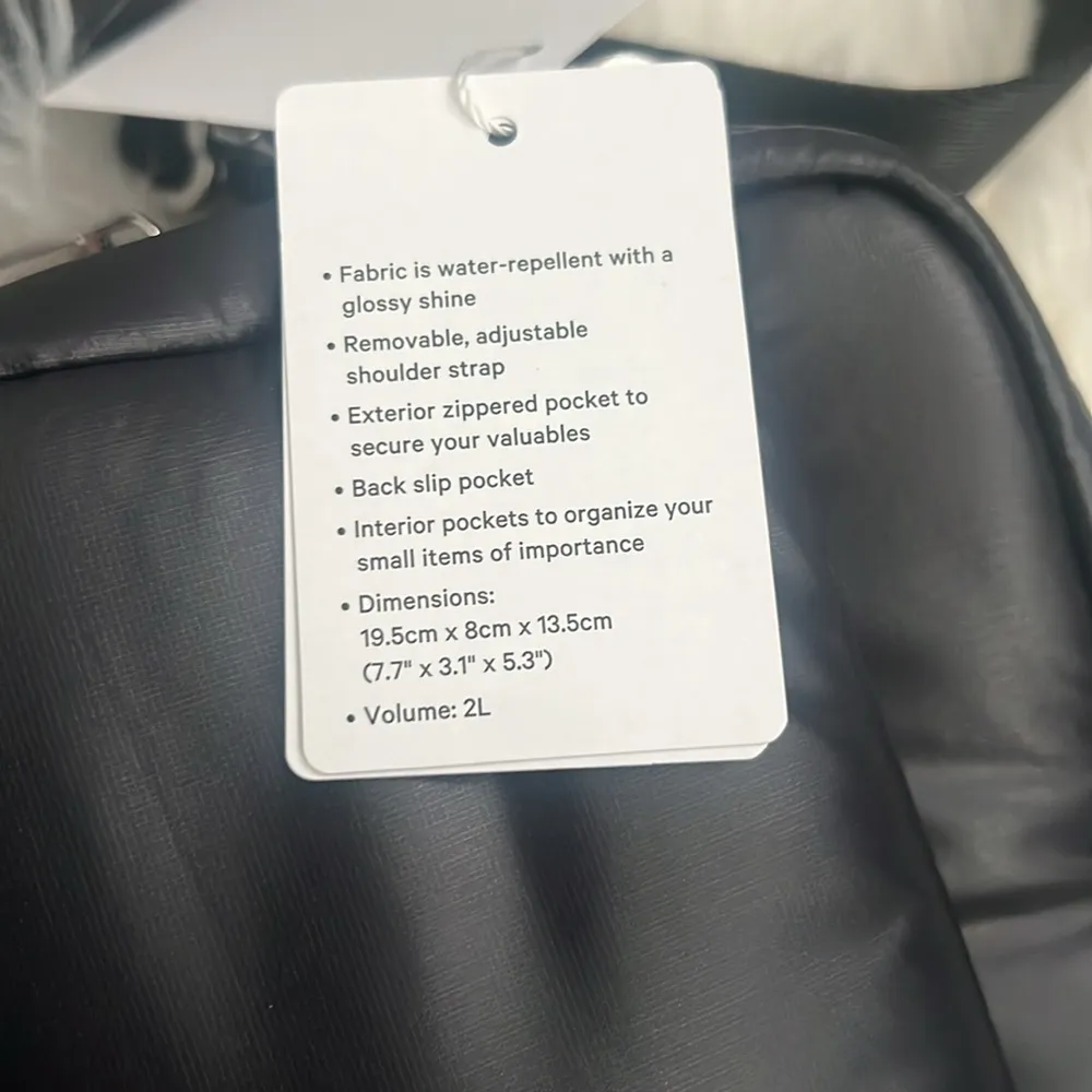 NWT Lululemon Everywhere Crossbody Bag 2L Wunder Puff - Image 11