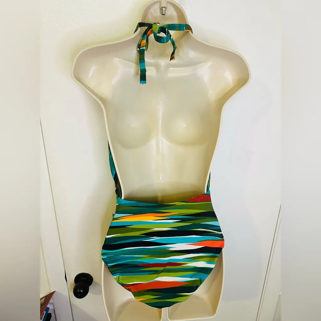 Vince Camuto Womens Plunge Neck One Piece Swimsuit 6 Multi  NWOT - Image 6