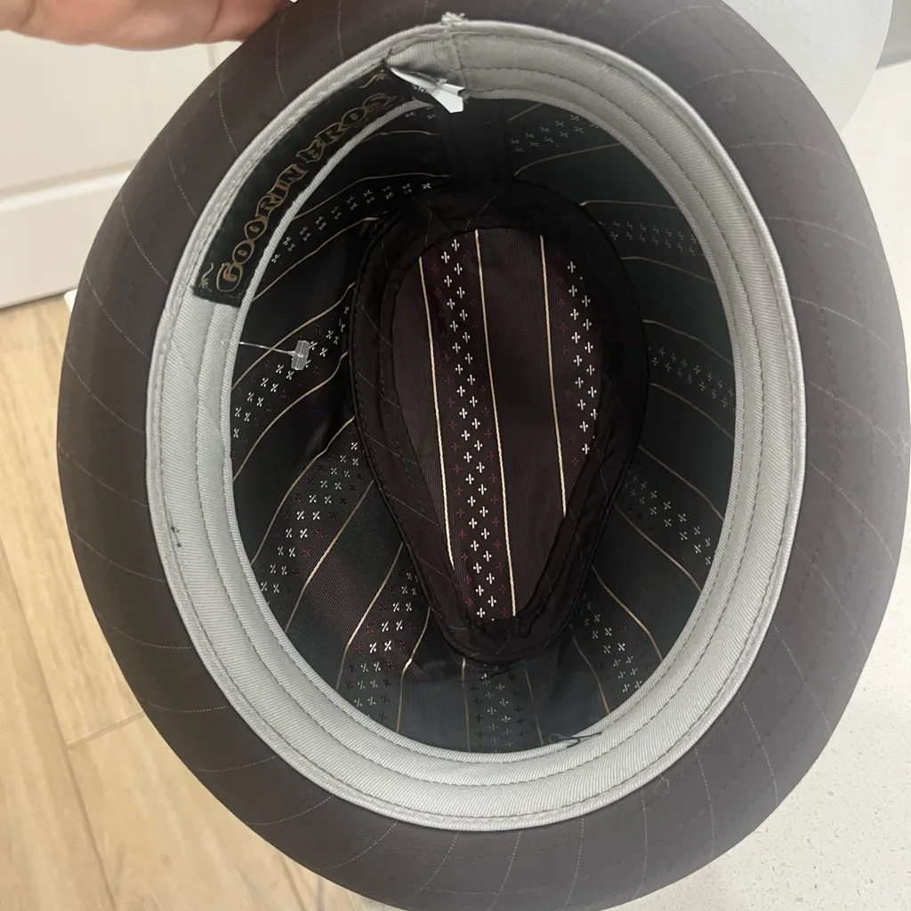 Goorin Bros Dark Brown Fedora with Patterned Band - Image 11