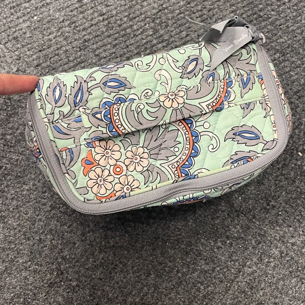 Vera Bradley Fan Flowers Travel Cosmetic Bag Makeup zippered - Image 2