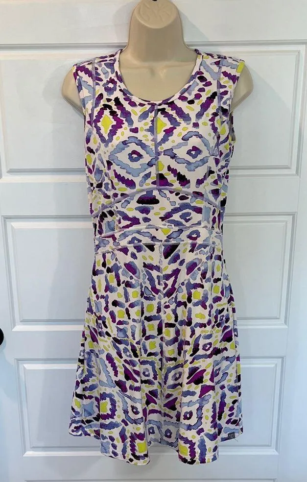 Title Nine Women Dream Dress Athletic Sleeveless Geometric Print Short Size S - Image 2