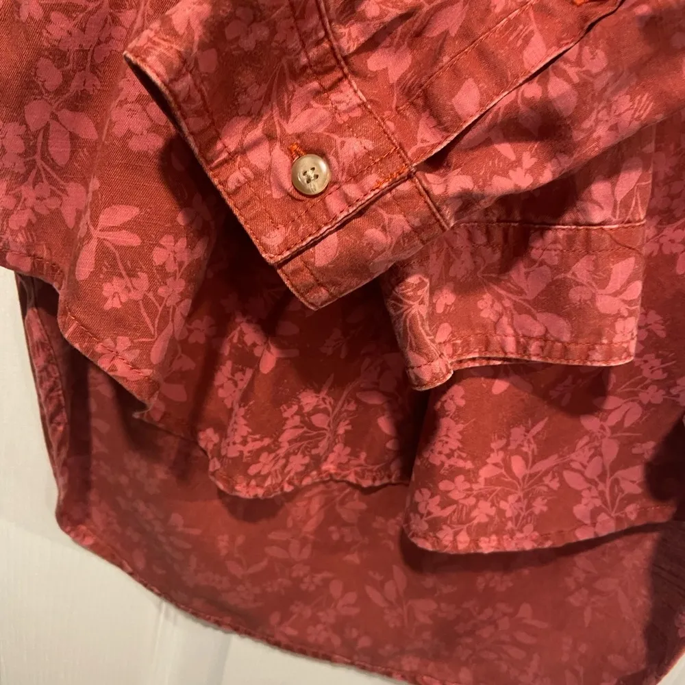 L.L. Bean Size M Pink Floral V Neck Henley Long Sleeve Pullover Cotton Blend Top Size M - Image 3