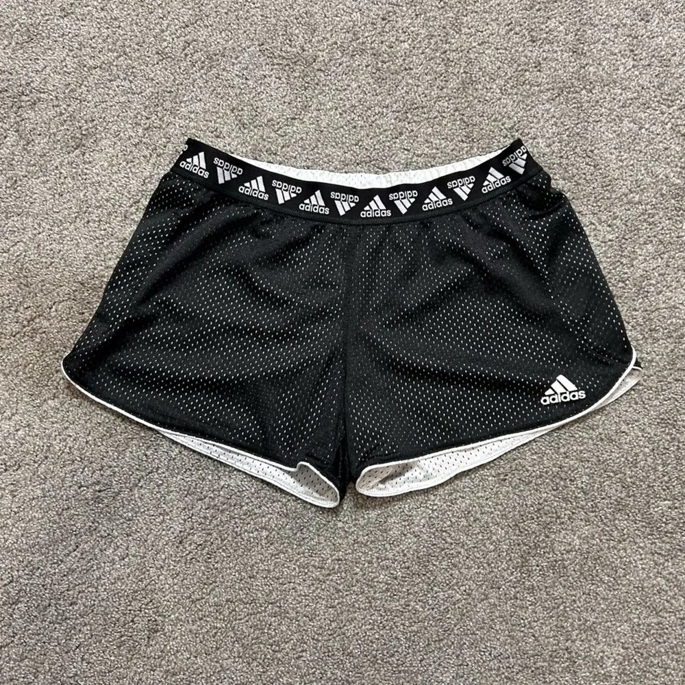 Adidas Black and White Mesh Reversible Running Shorts size Medium - Image 5