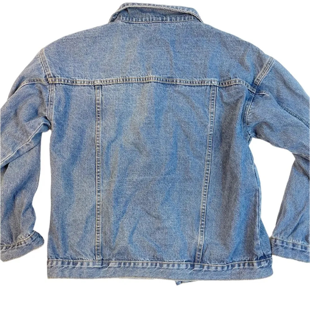 Light Wash Denim Jacket Blue Size L - Image 2