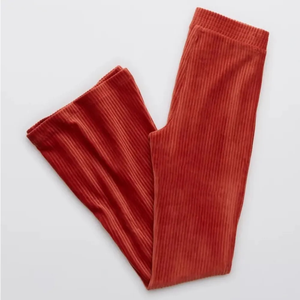 Aerie‎ Groove-On Velour High Waisted Flare Pant - Size S - Cinnabar - NWT - Image 11