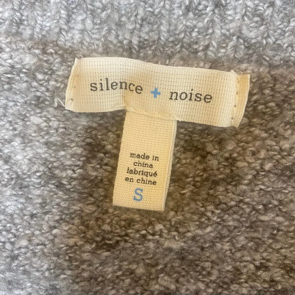 Urban Outfitters Surplice Oversized Sweater Marled Gray Deep V-neck Wrap Small - Image 6