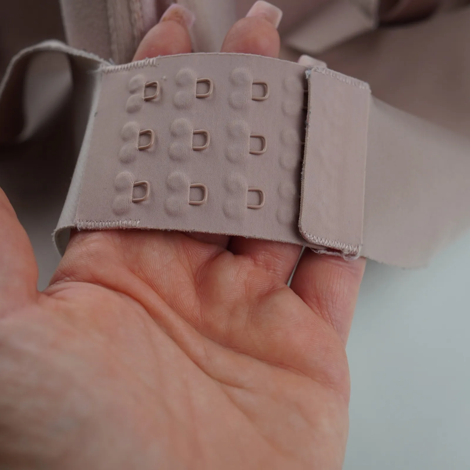 Soma Vanishing 360 Perfect Coverage Bra Womens 42C Lightly Padded Nude - Image 3