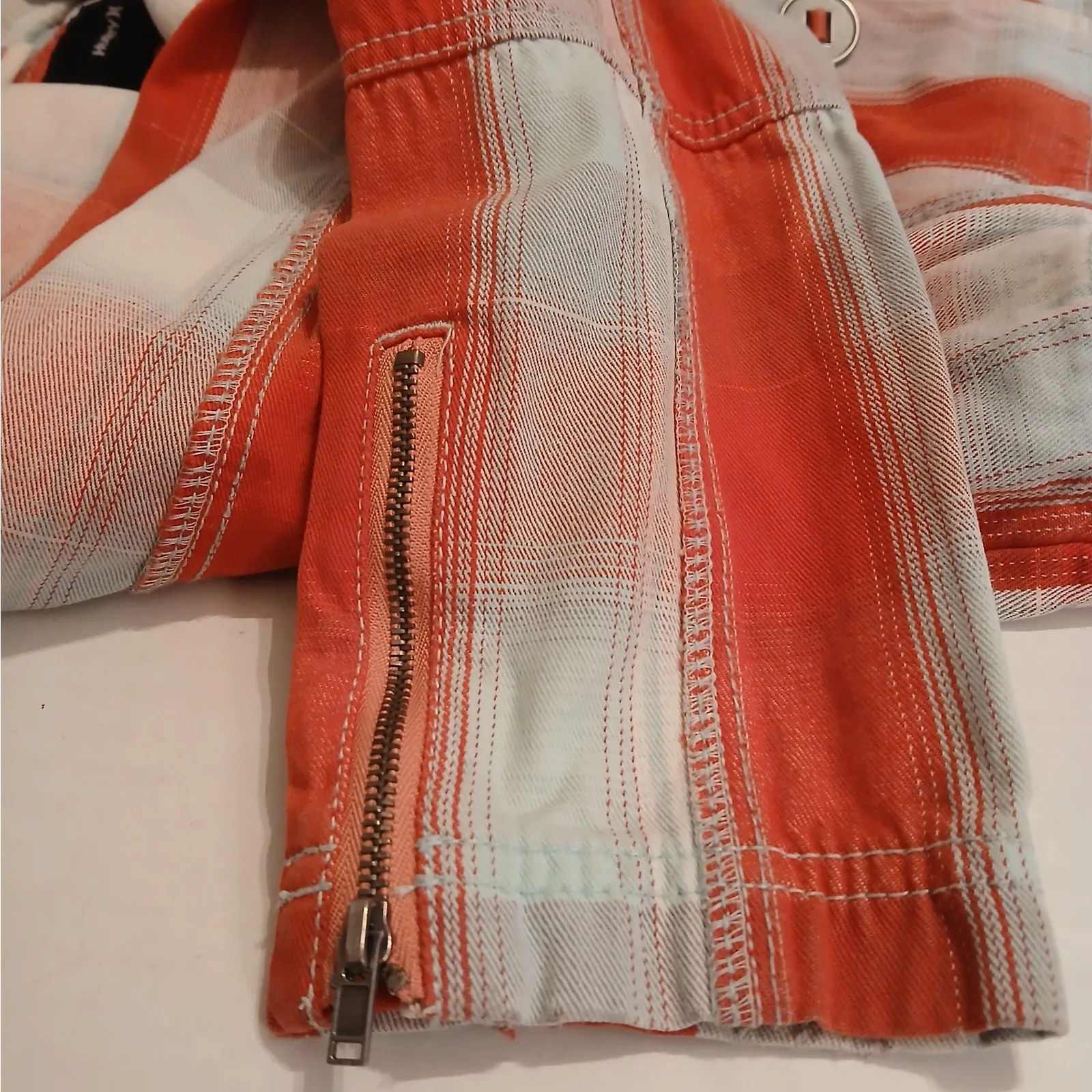 Hurley Womens Denim Jacket Size XS Red Plaid Boho Academia Casual Outdoor Preppy - Image 10