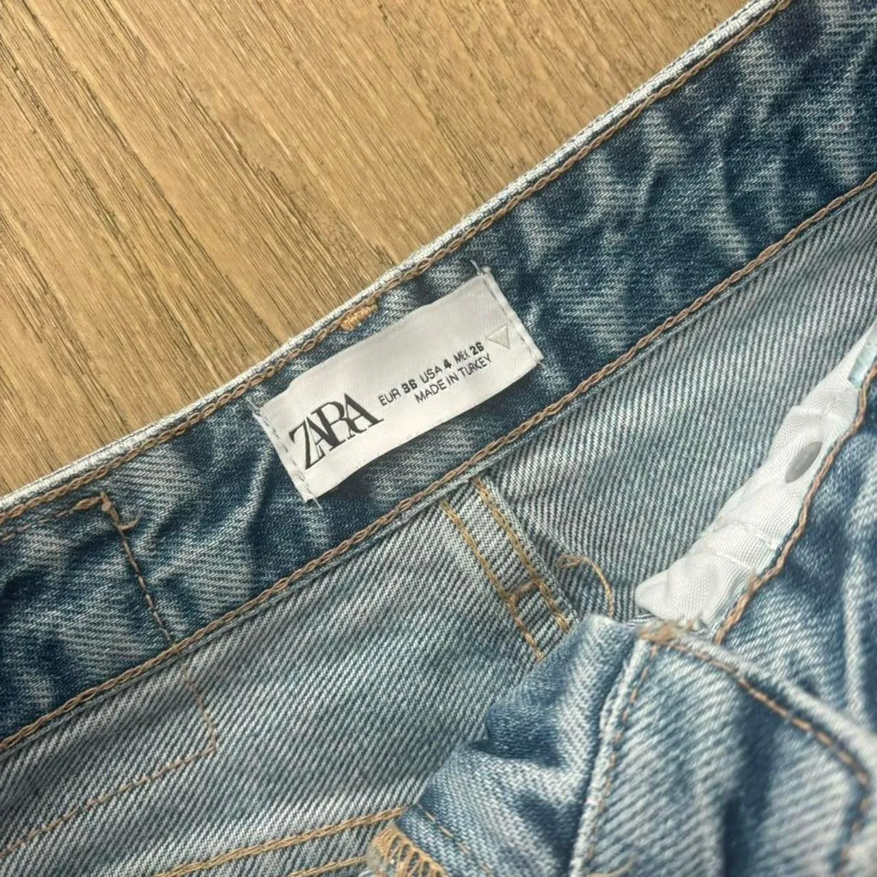 Zara Blue Distressed Denim Jeans Size 4 - Image 3
