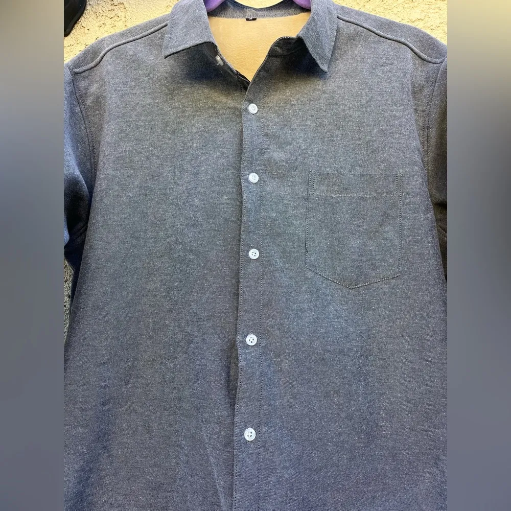 None Classic Gray Women's Button-Up Sweatshirt - Image 6