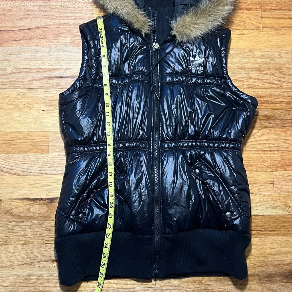 adidas Women’s Full Zip Hooded Puffer Vest with Faux-Fur Size XL - Image 8
