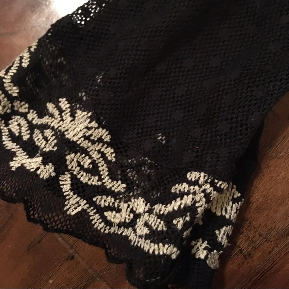 FREE PEOPLE Women's Black Jocelyn Pleated Dot Ruffle Lace Tunic Size Small - Image 9