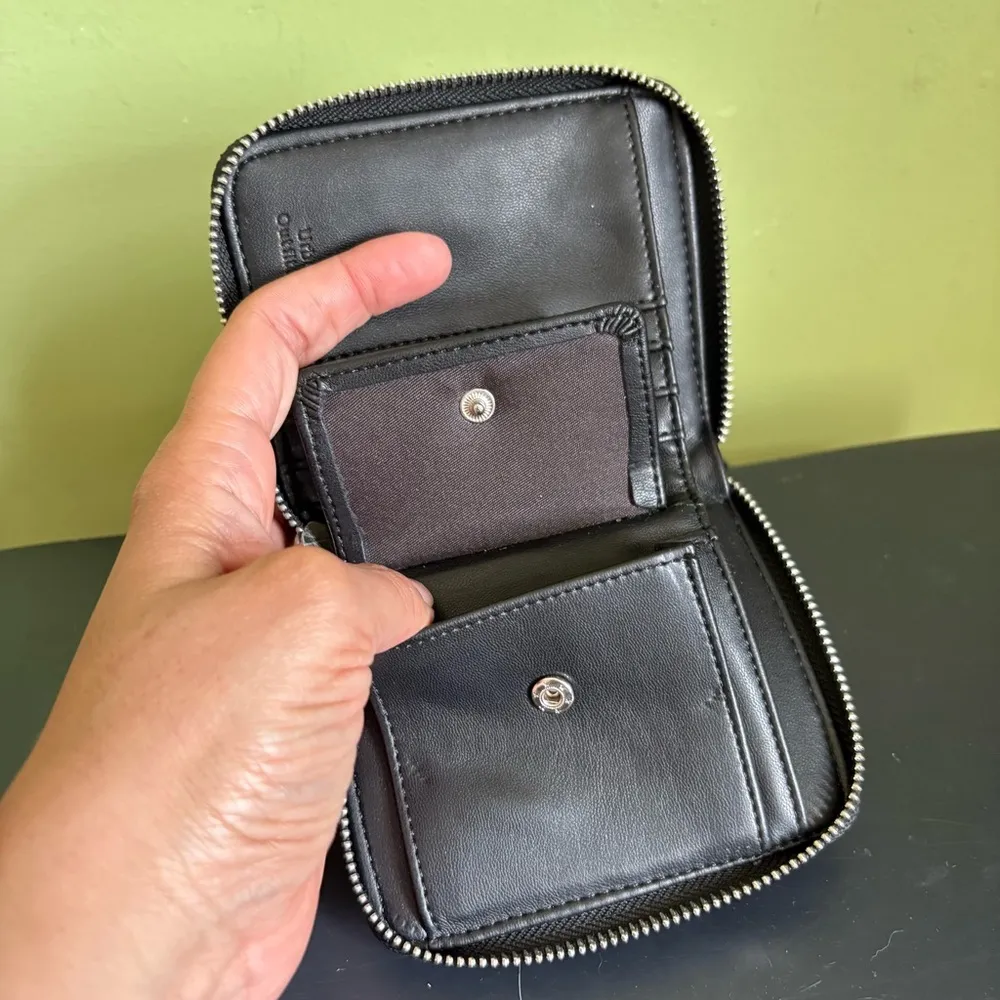 UO Black Wristlet Wallet - Image 6