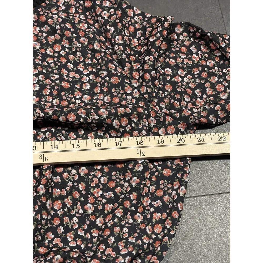 NWT Kay + Jay Floral print long sleeve‎ blouse women's size S D - Image 5